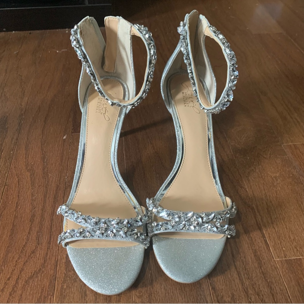 Badgley Mischka Silver Women's Heels NWOT
